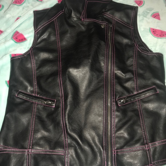 Jeffree Star Cosmetics Black Vegan Leather Vest - Picture 4 of 5
